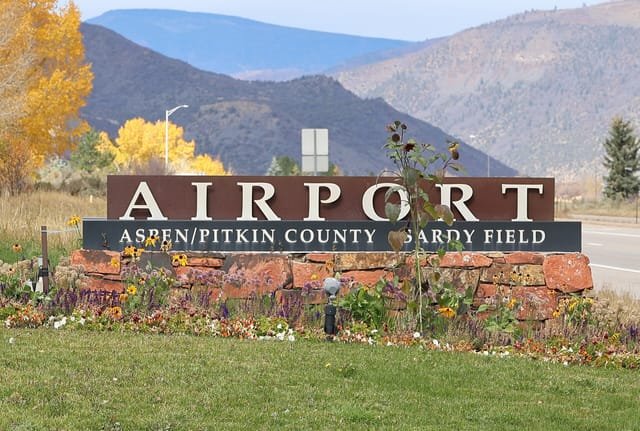 The Aspen/Pitkin County Airport sign at Sardy Field